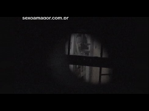 ❤️ Блонді таємно знімає на відео сусідський вуайерист, прихований за порожнистими цеглами ❤ Секс-відео на uk.ixiporn.ru ☑